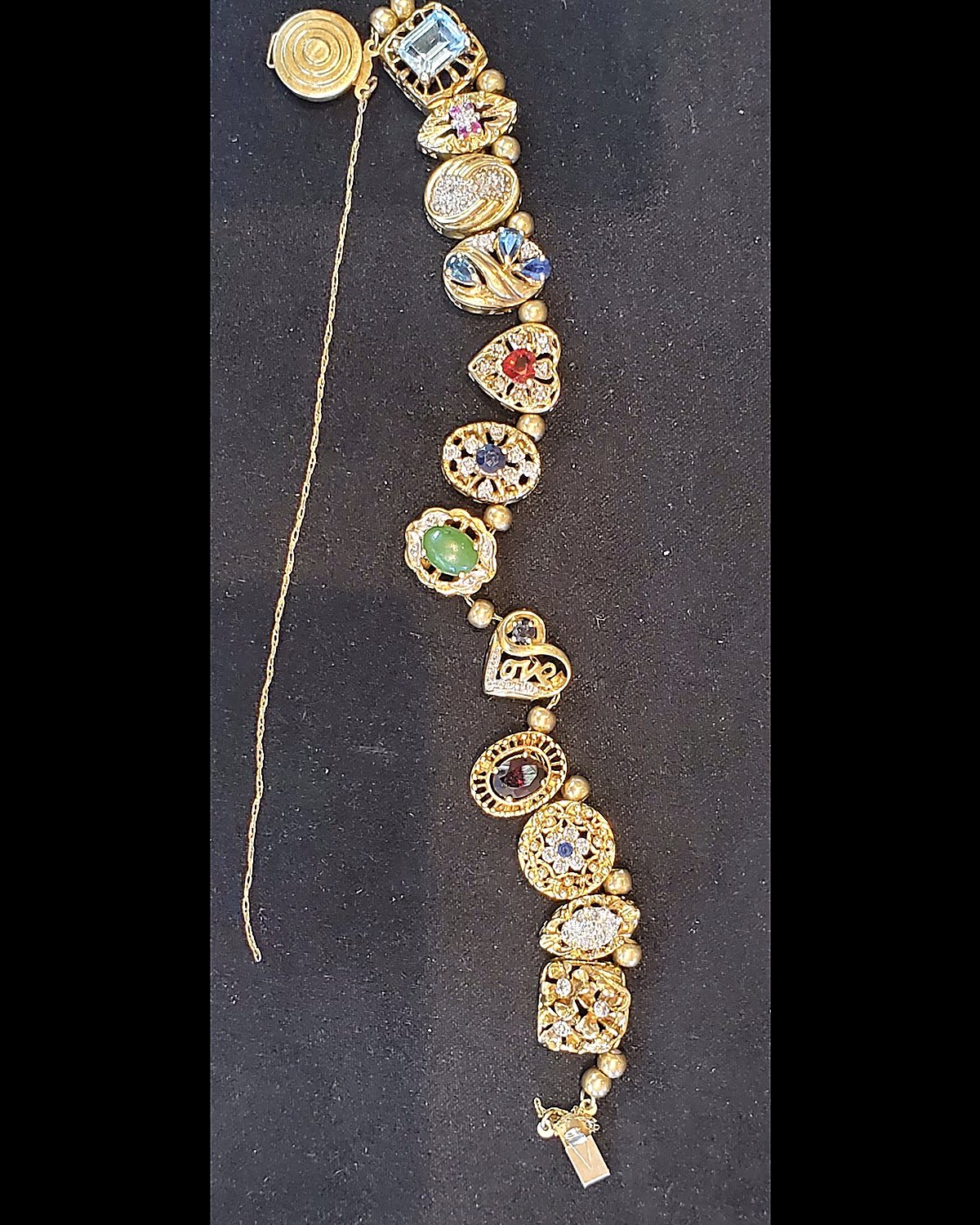 Slide charm bracelet — chain off